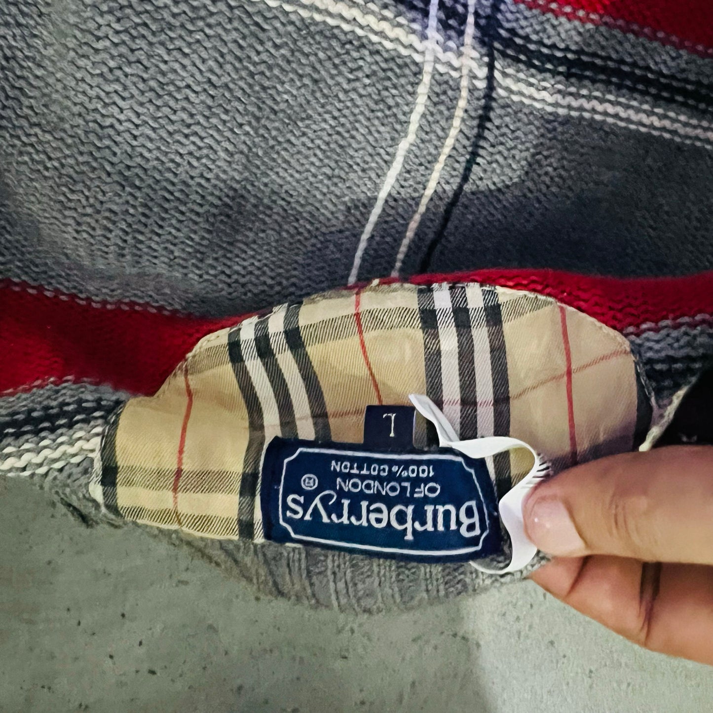 Vintage 70s-90s England Burberry Pre-owned Luxury Pullover Knitwear