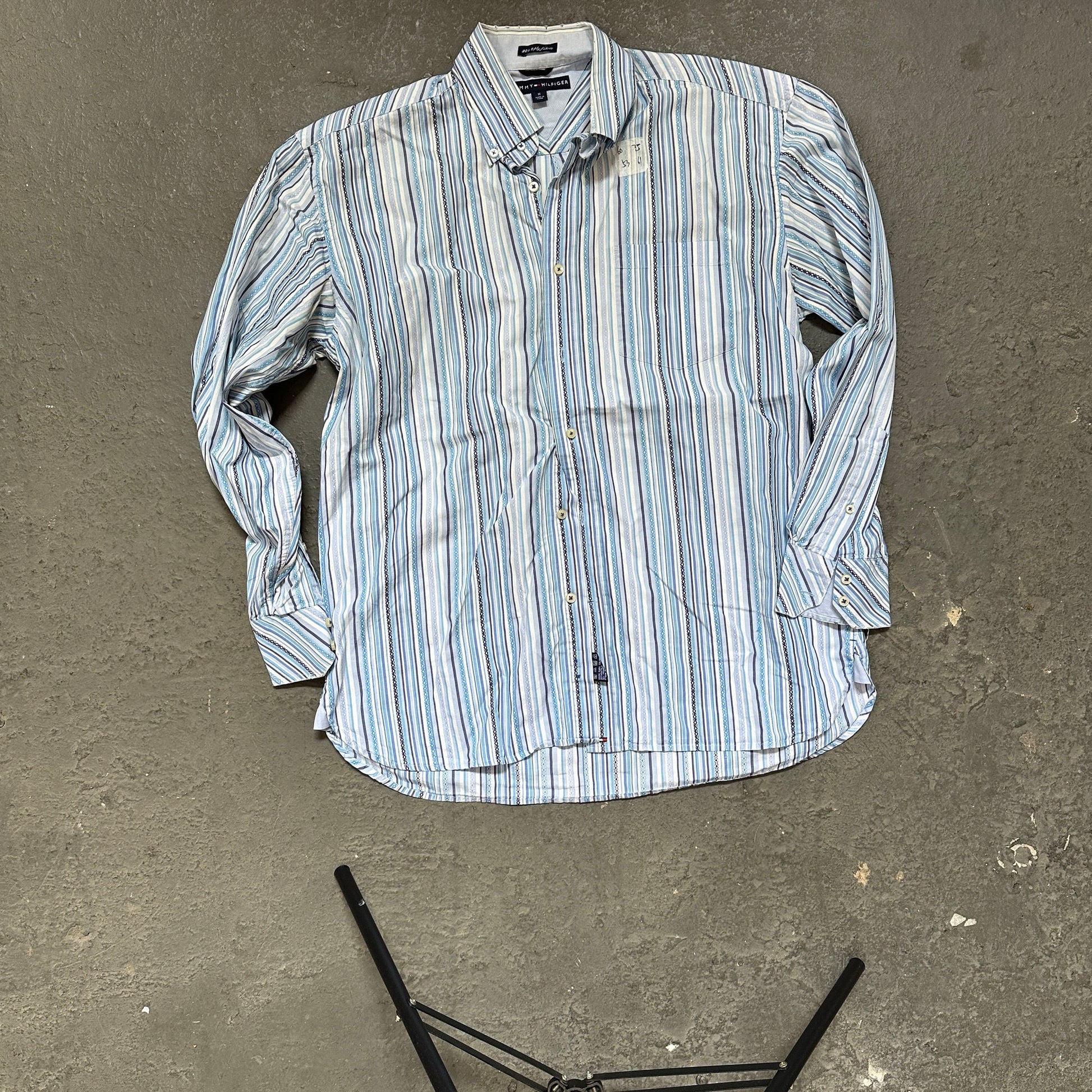 Vintage Tommy Hilfiger Retro Shirts