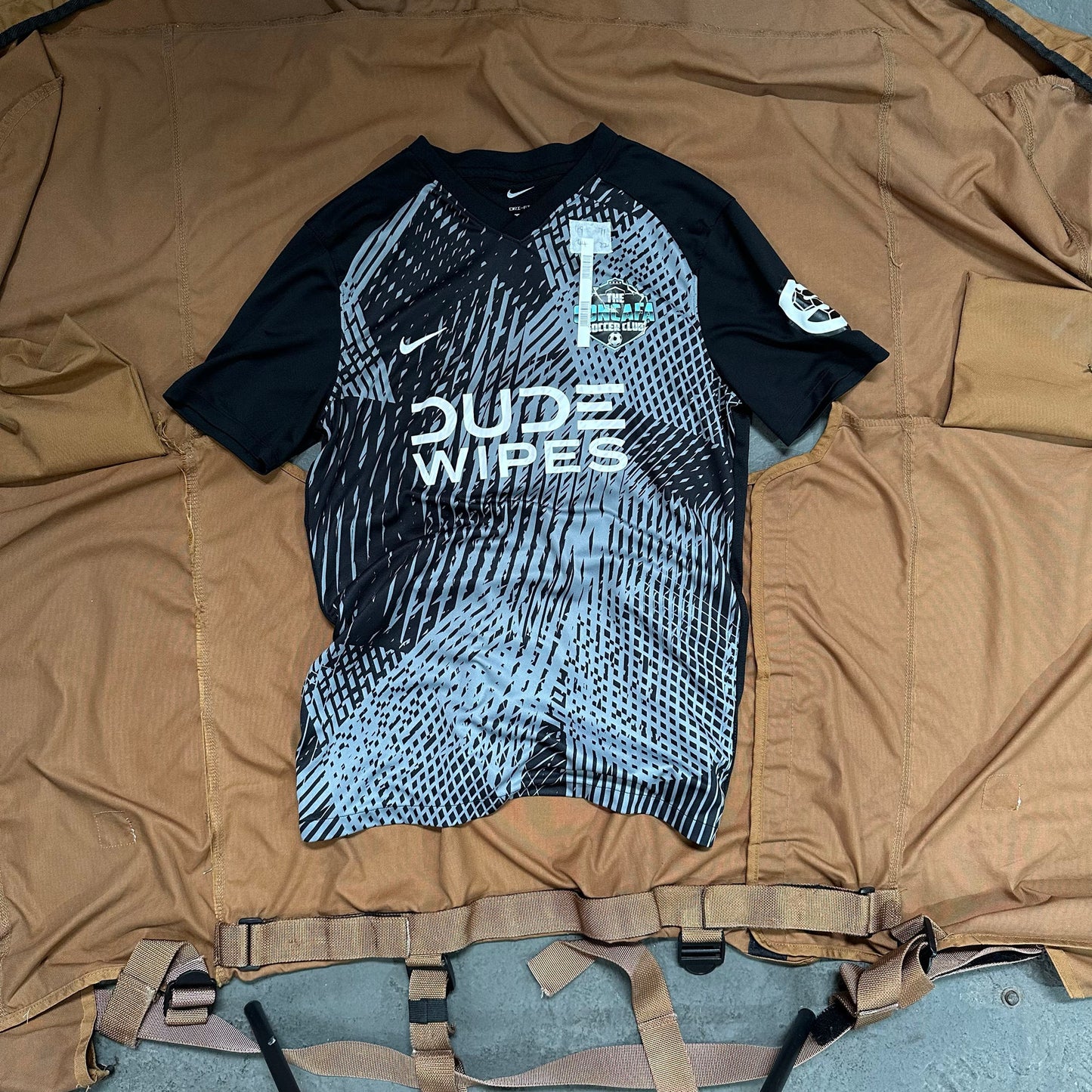 Vintage Nike Sportswear Jerseys
