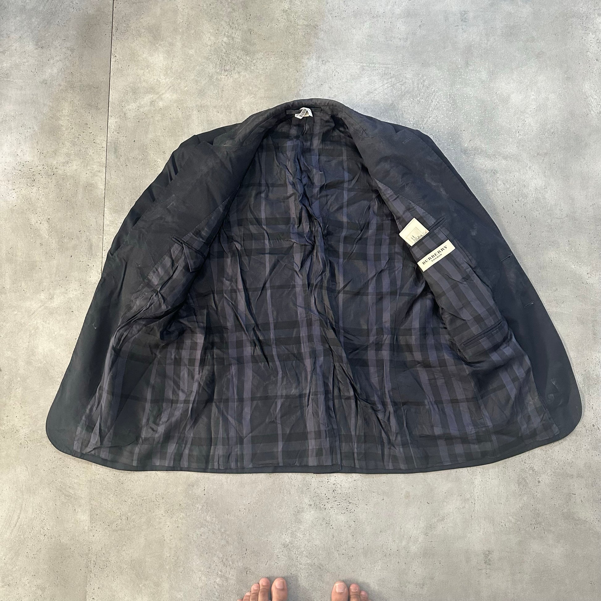 Vintage Portugal Burberry Pre-owned Luxury Suits