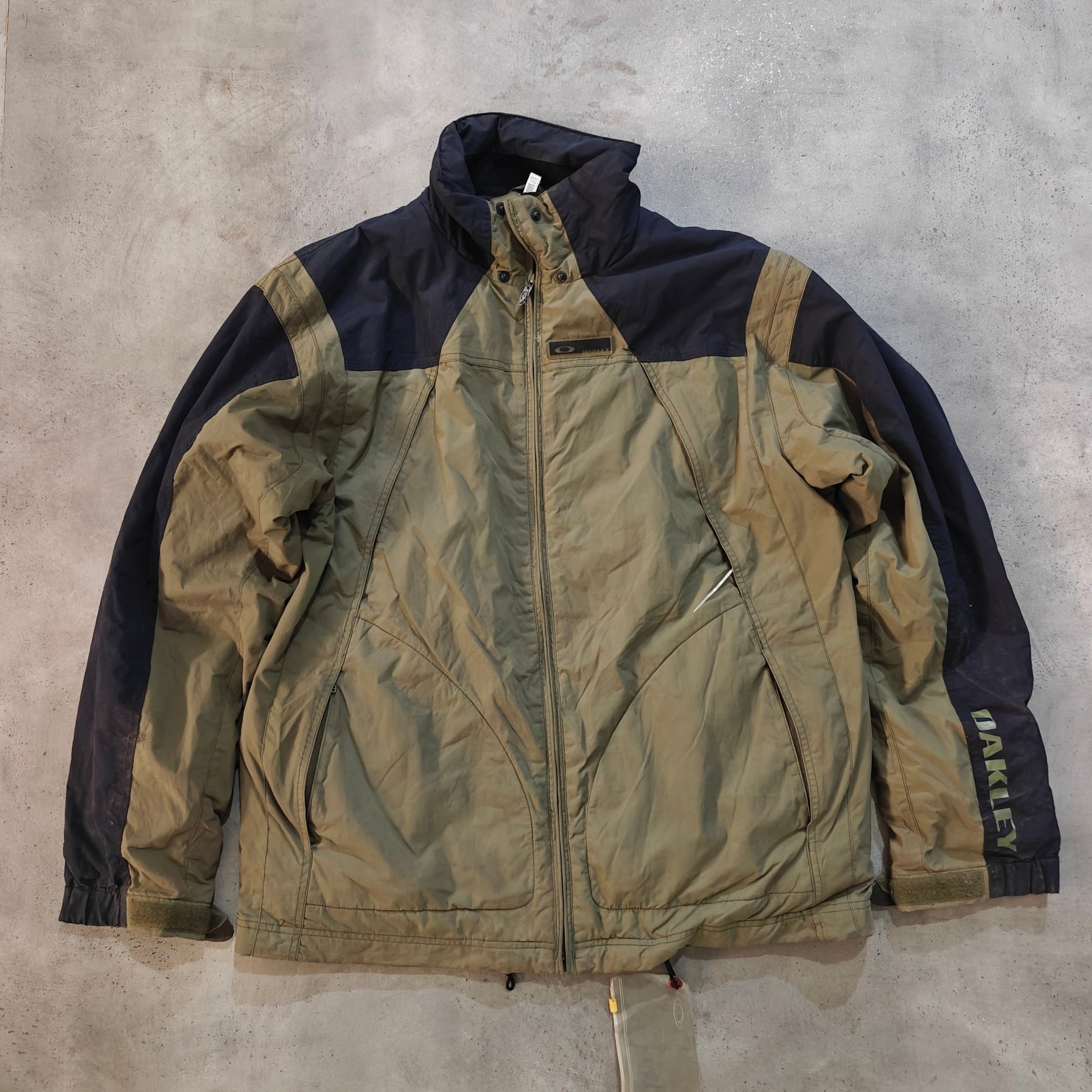 Vintage Oakley Sportswear Jackets