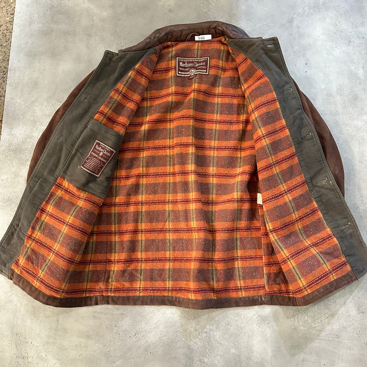Vintage 70s-90s Italy Marlboro Workwear Barn Coats