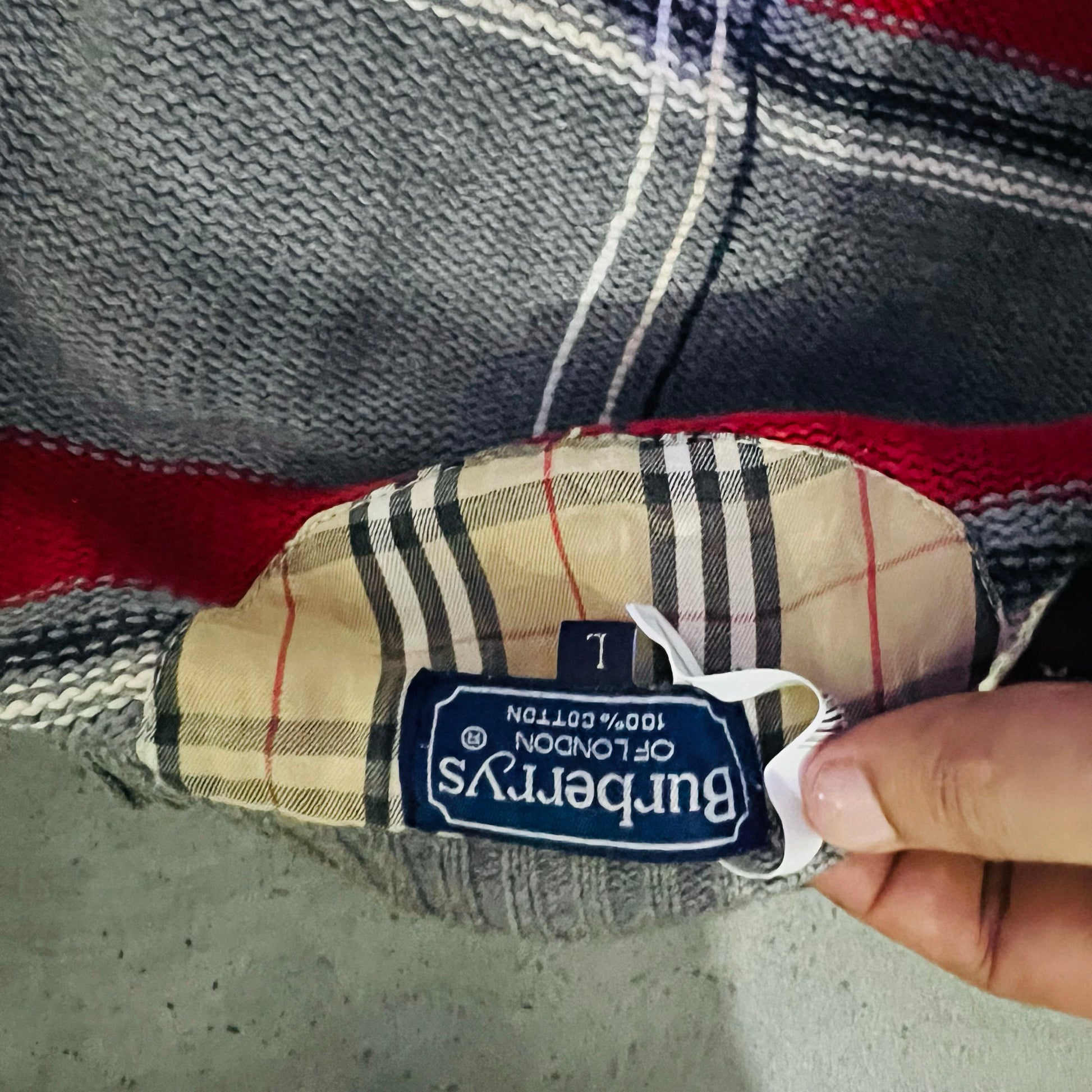 Vintage 70s-90s England Burberry Pre-owned Luxury Pullover Knitwear