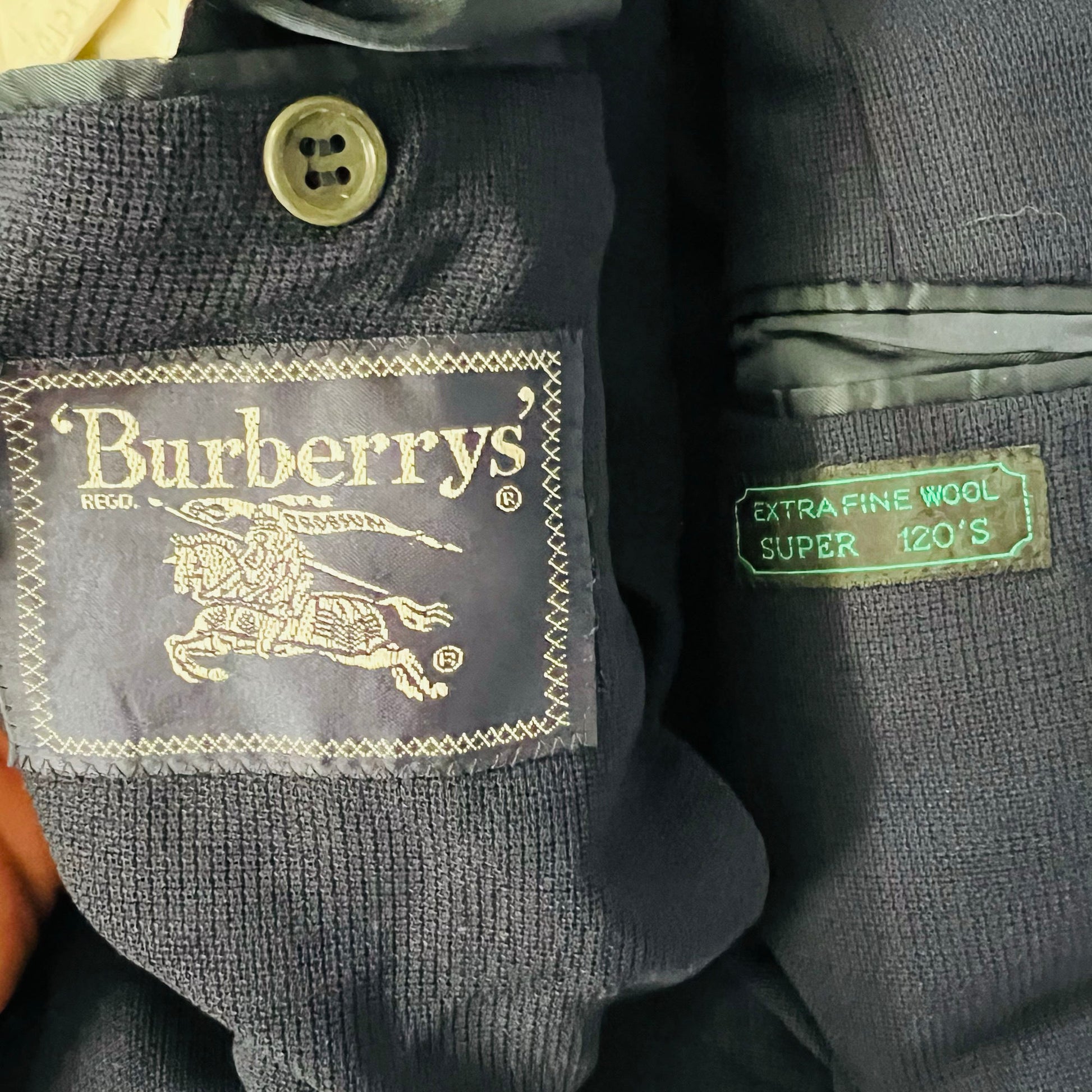 Vintage 70s-90s Italy Burberry Pre-owned Luxury Suits