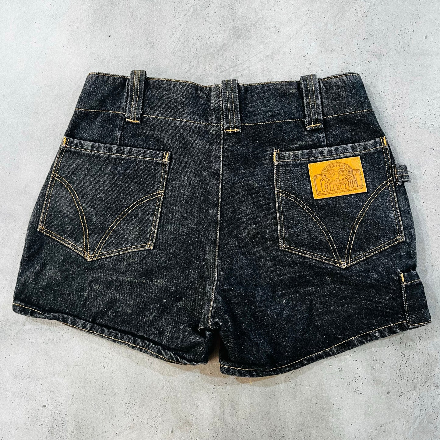 Vintage 70s-90s Germany Retro Denim Shorts