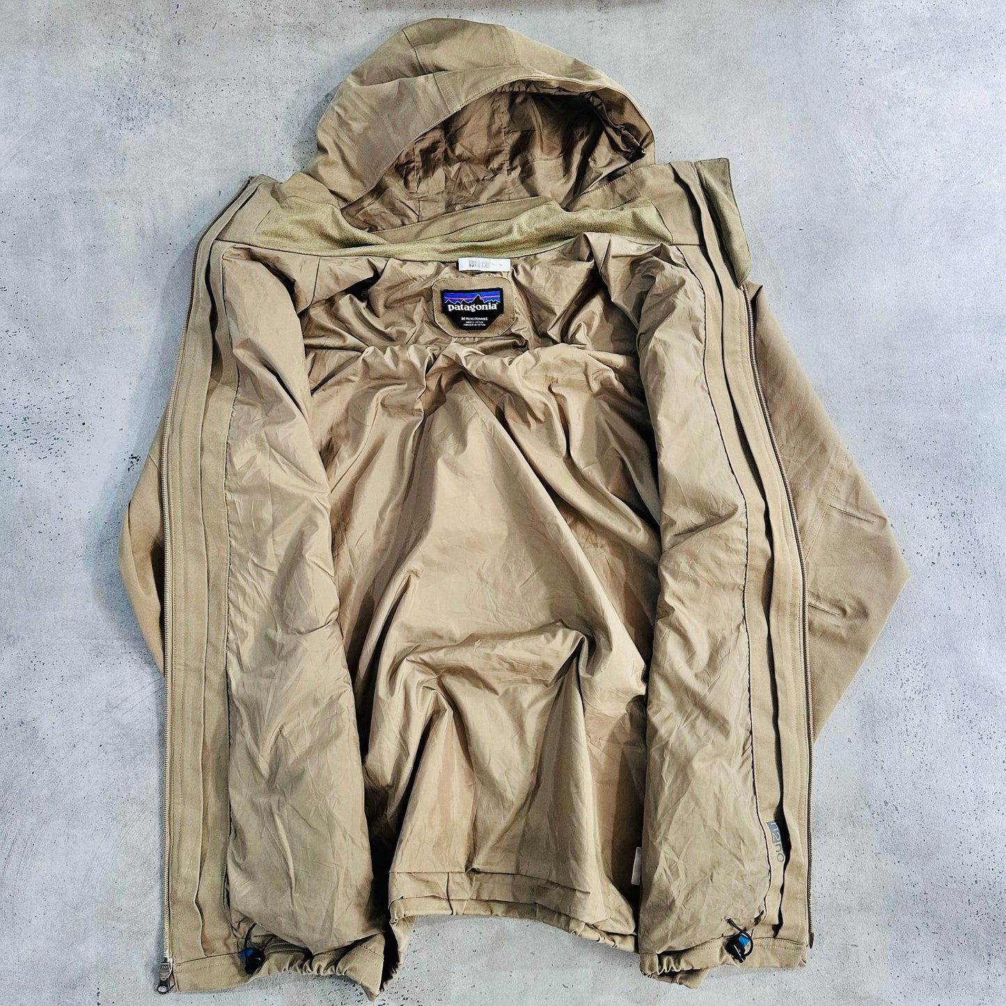Vintage Patagonia Outdoor Hooded Jackets