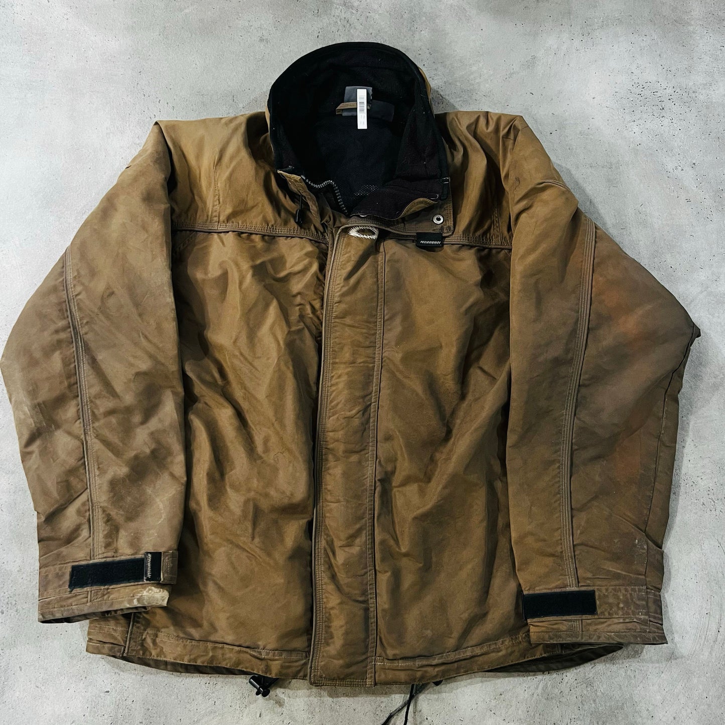 Vintage Oakley Outdoor Jackets