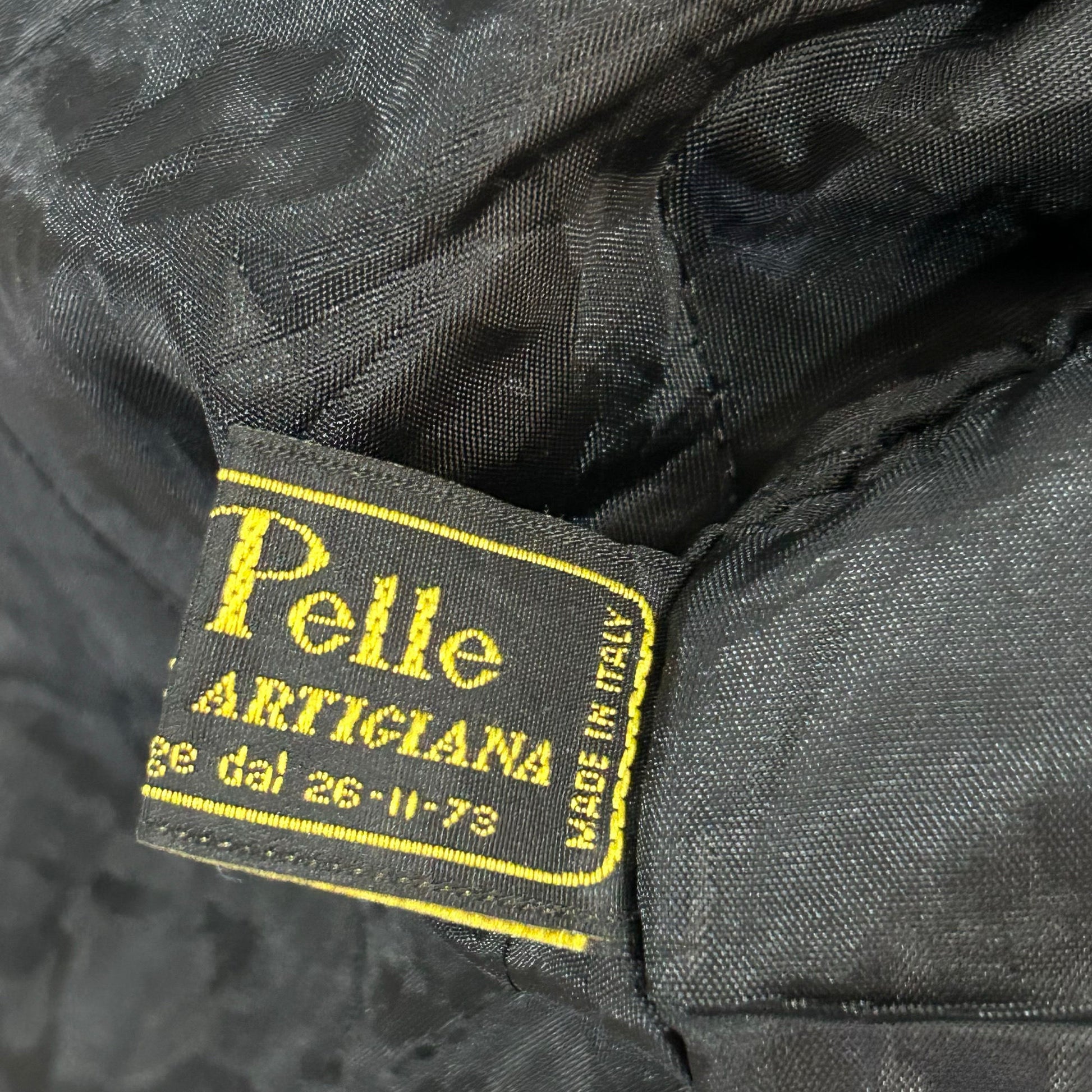 Vintage 70s-90s Italy Retro A-2 Leather Jackets