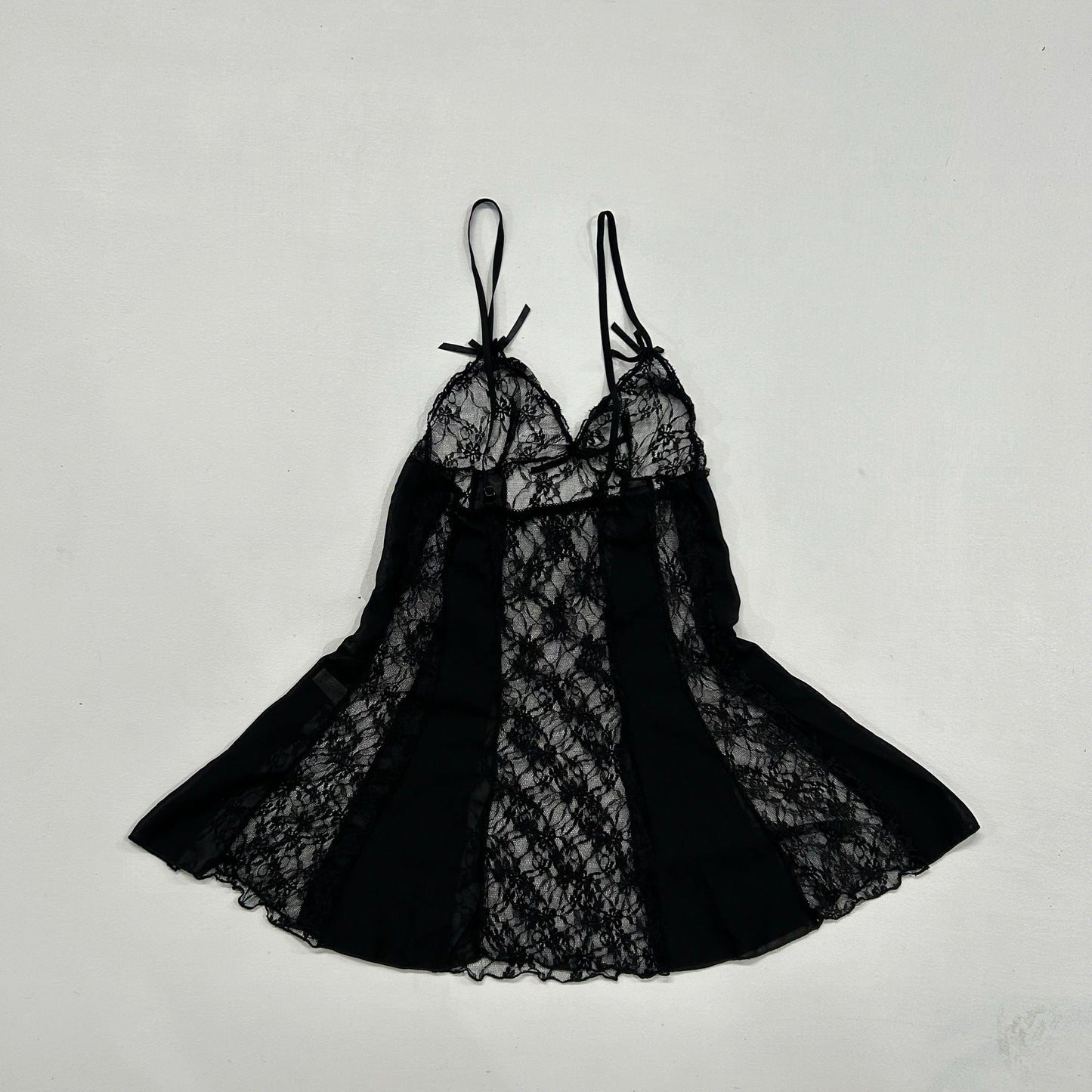 Feminine Bow Sanselle Slip Dress