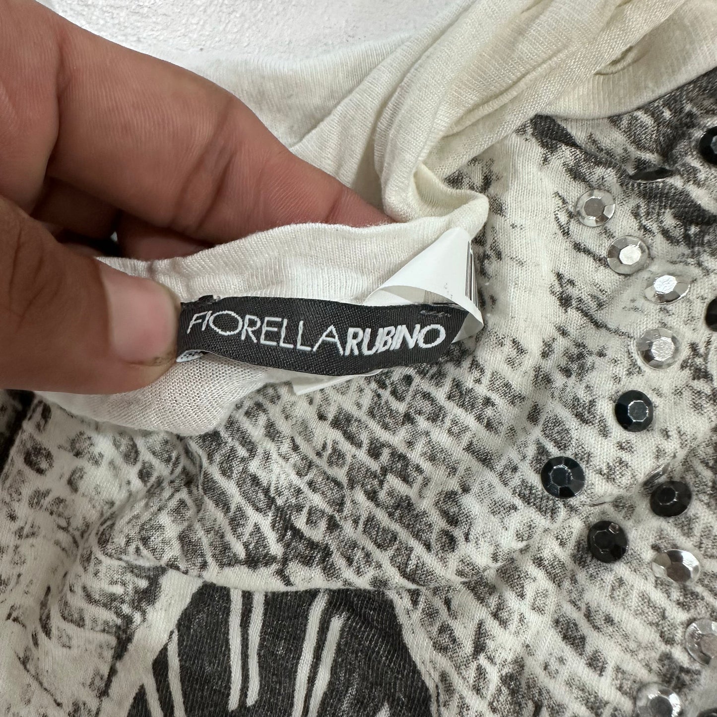 modern T-Shirt