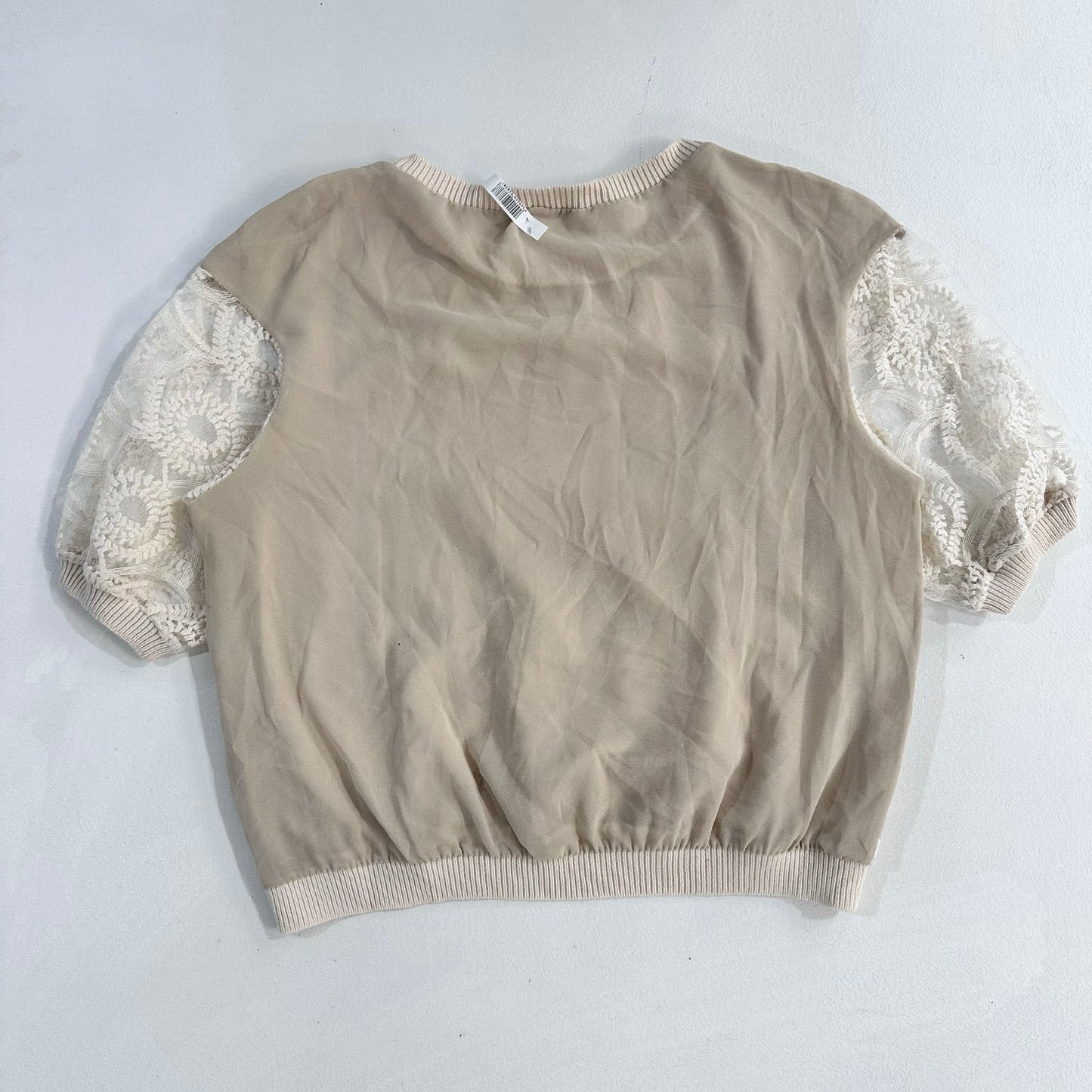Feminine Embroidered Blouse
