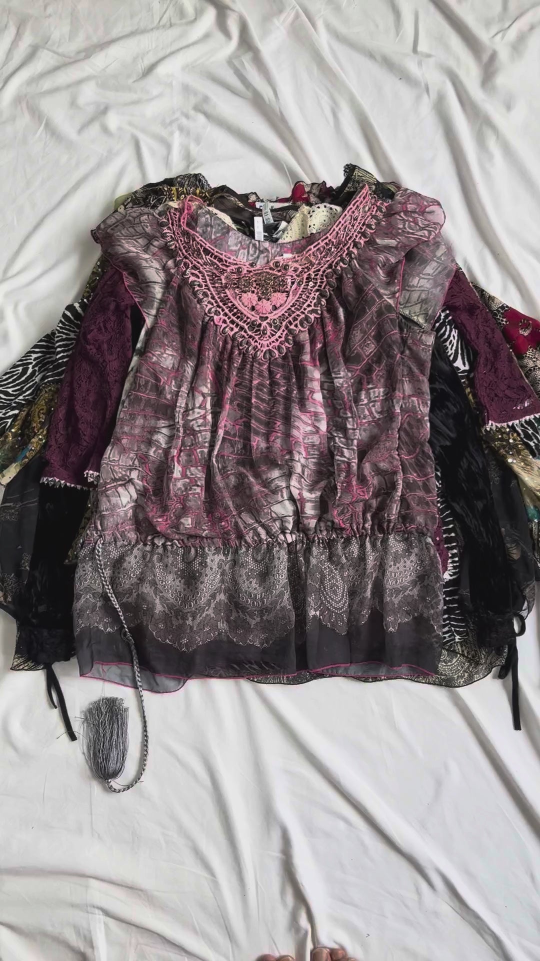Y2K Blouse Video Lot | TEST-015