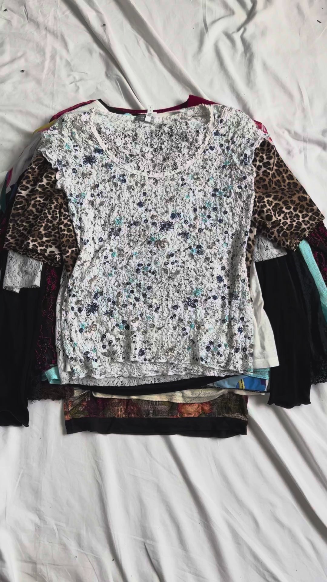 Y2K T-Shirt Video Lot | TEST-032